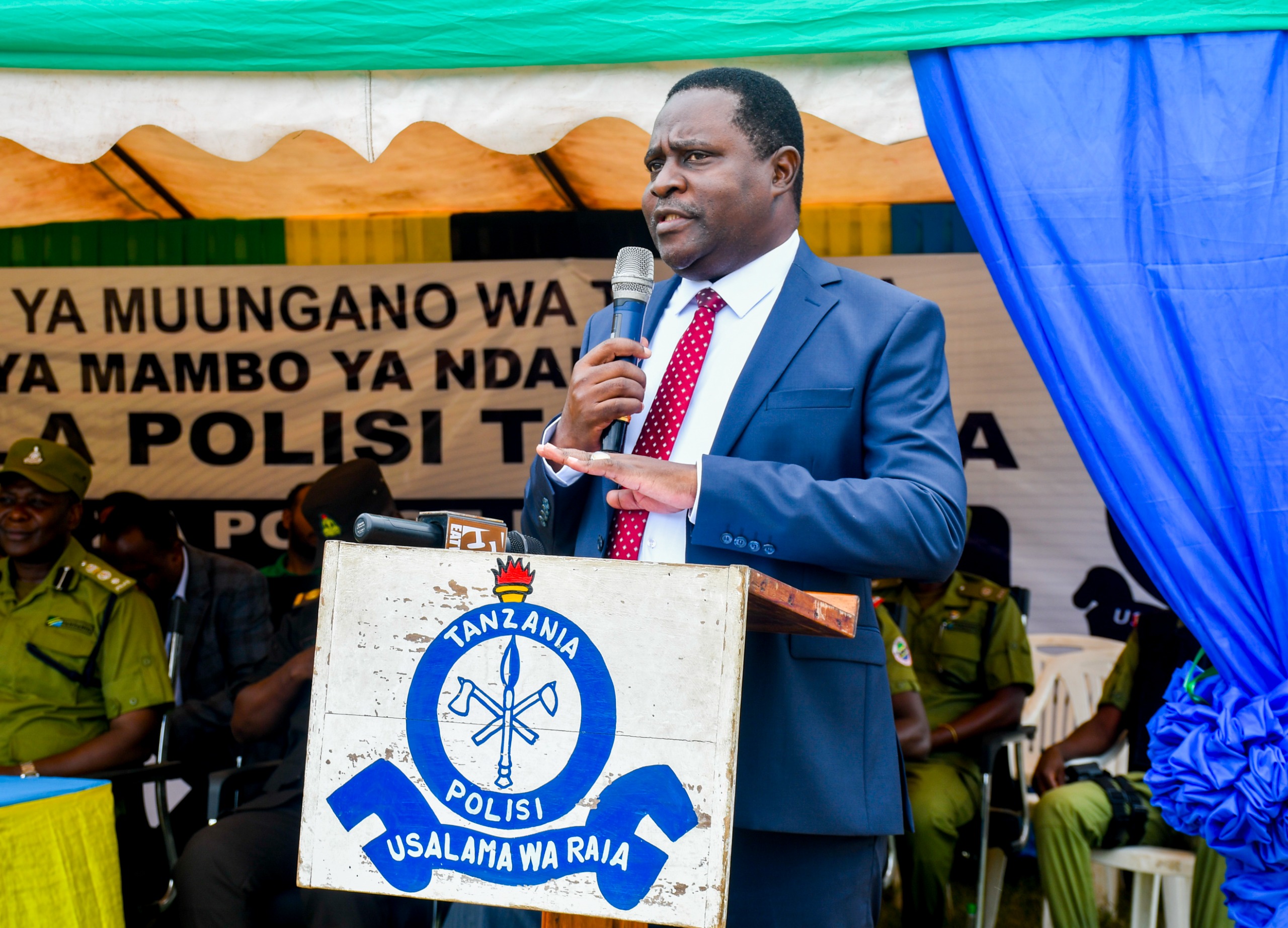 Kunenge Aitaka Polisi Pwani Kuimarisha Nidhamu na Utii kwa Usalama wa Mkoa