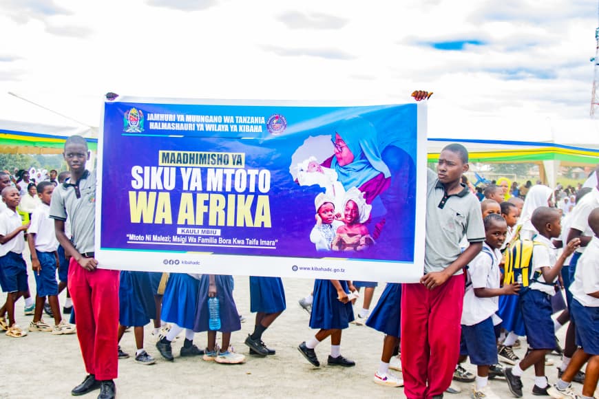 Wazazi Shikini kikmilifu katika Maelezi na Maendeleo ya Watoto : DC Ndemanga